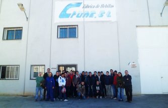 Alumnos de mecanizado del IES La Foia continúan visitando empresas de Ibi