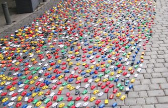 La Empresa Guisval protagoniza un atasco en miniatura en plena Gran Vía