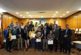 Entrega de diplomas del curso de moldista-ajustador