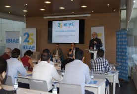 Gestiones en dos direcciones para reformar el Impuesto de Actividades Económicas