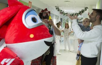 COLORBABY y Payasospital ponen en marcha un programa de visitas al Hospital Virgen de los Lirios para dibujar sonrisas