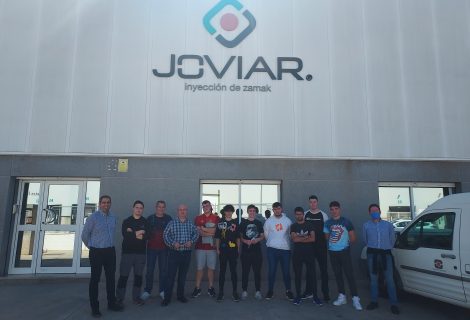 IBIAE acompaña a alumnos de FP del IES La Foia en su visita a JOVIAR