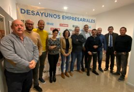 Empresarios del sector de recubrimiento de materiales exponen sus  preocupaciones con respecto a las normativas de la Administración y a la  pujante inflación