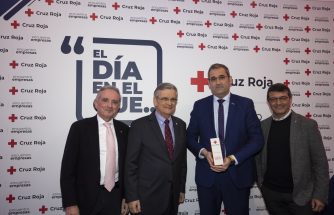 Cruz Roja de la Comunitat Valenciana reconoce el compromiso social del tejido empresarial de la comarca