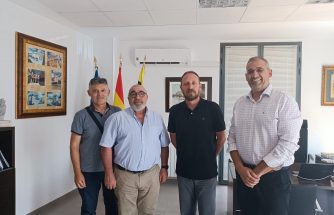 Reunión de IBIAE con el alcalde de Onil