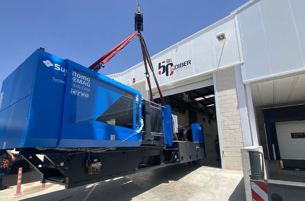Sp 420 TALLERES DIBER adquiere una inyectora Sumitomo Systec SP 420-2300 – IBIAE