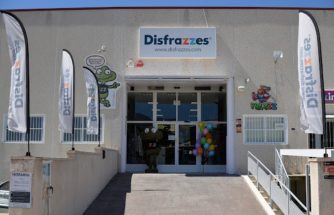DISFRAZZES seleccionada por Lanzadera tras su éxito en el ecommerce de disfraces