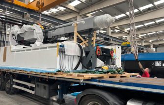 CREDIPLAST amplía su capacidad de inyección con una nueva máquina de gran tonelaje
