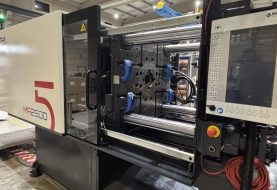 CREDIPLAST incorpora una nueva máquina híbrida para mejorar su eficiencia y reducir el consumo energético