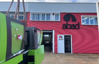 ABAD incorpora una nueva máquina ENGEL para reforzar su capacidad productiva