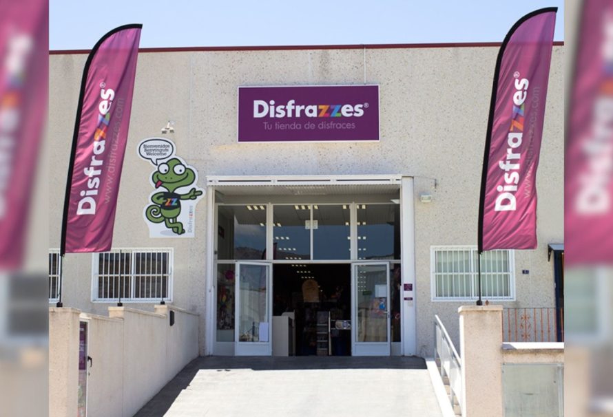 DISFRAZZES, finalista en los Ecommerce Awards España por su estrategia internacional