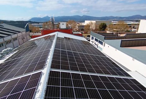 INYECTADOS NEILA apuesta por el autoconsumo fotovoltaico para impulsar la eficiencia energética de su producción