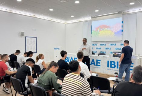 IBIAE aborda los materiales y colorantes en la segunda sesión de su Programa de formación sobre productos plásticos