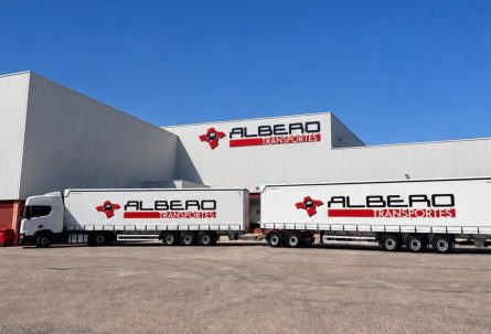 TRANSPORTES ALBERO amplía su flota con la incorporación de un duotrailer de última generación