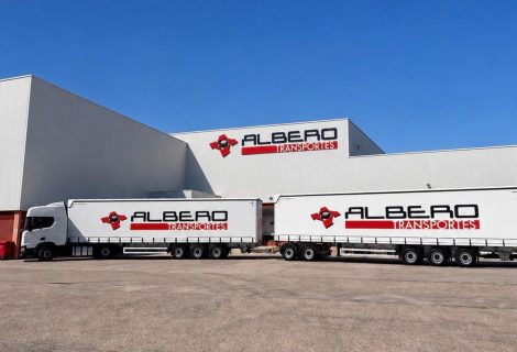 TRANSPORTES ALBERO amplía su flota con la incorporación de un duotrailer de última generación